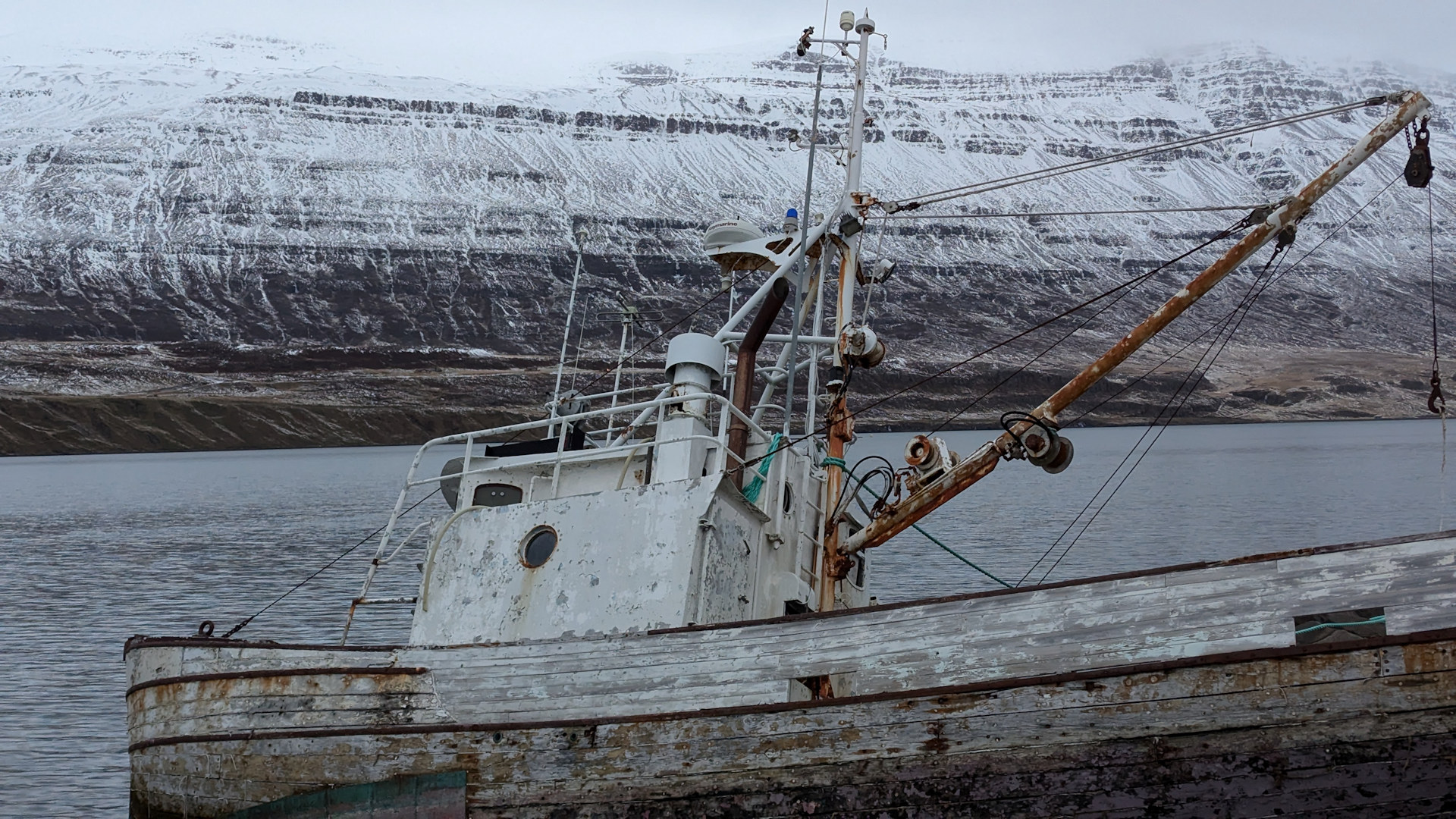 Ausgegebenes Fischerboot in Seydisfjördur